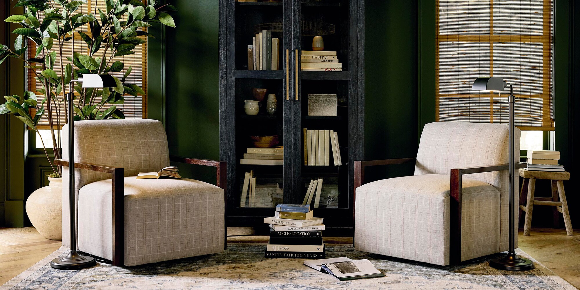 Creswell Swivel Chair Bassett Furniture