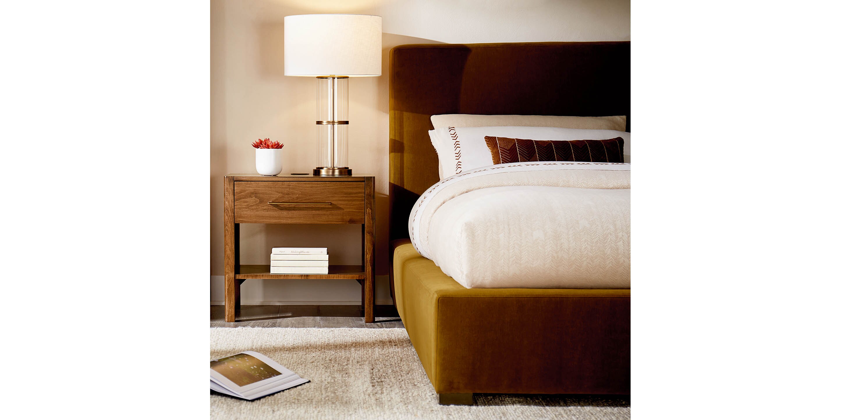 【貴重】BASSETT FURNITURE サイドテーブル ローテーブル USA Parkway Bedside Table | Bassett Furniture
