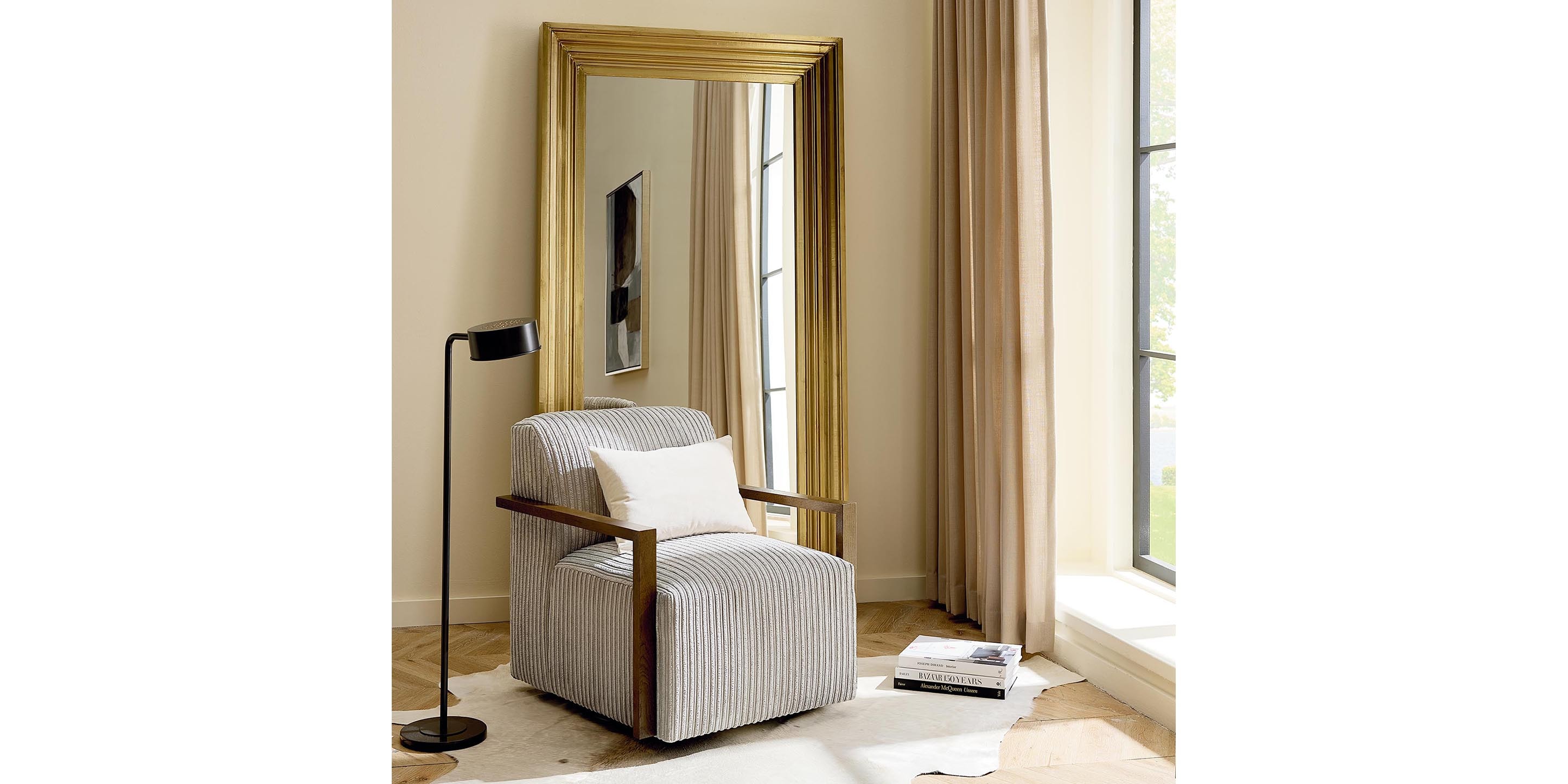 Bassett Furniture Creswell Swivel Chair - Thumbnail 5