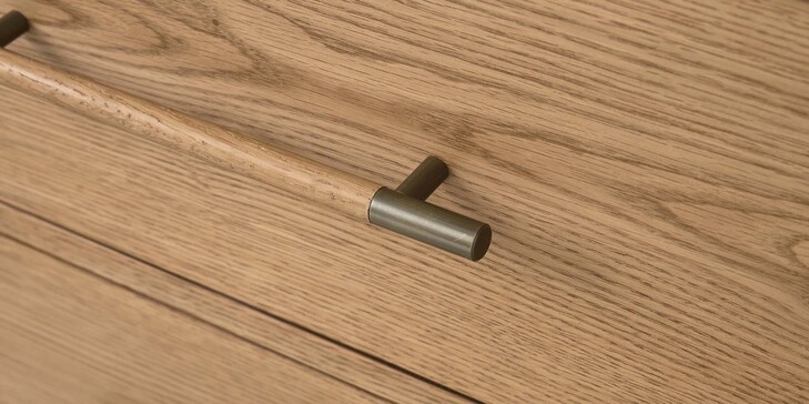 Five Drawer Chest Cinnamon image number 4