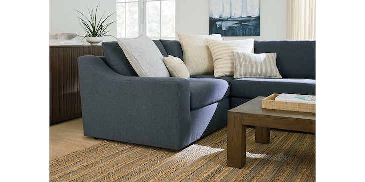 Left Chaise U Sectional image number 2