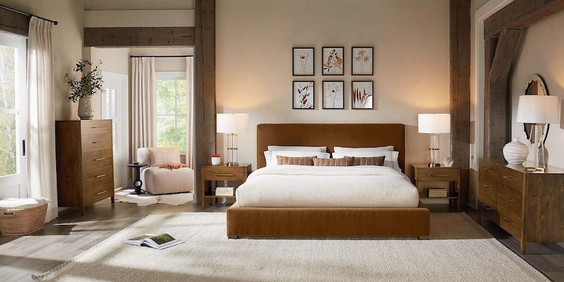 Garner Table Lamp image number 2