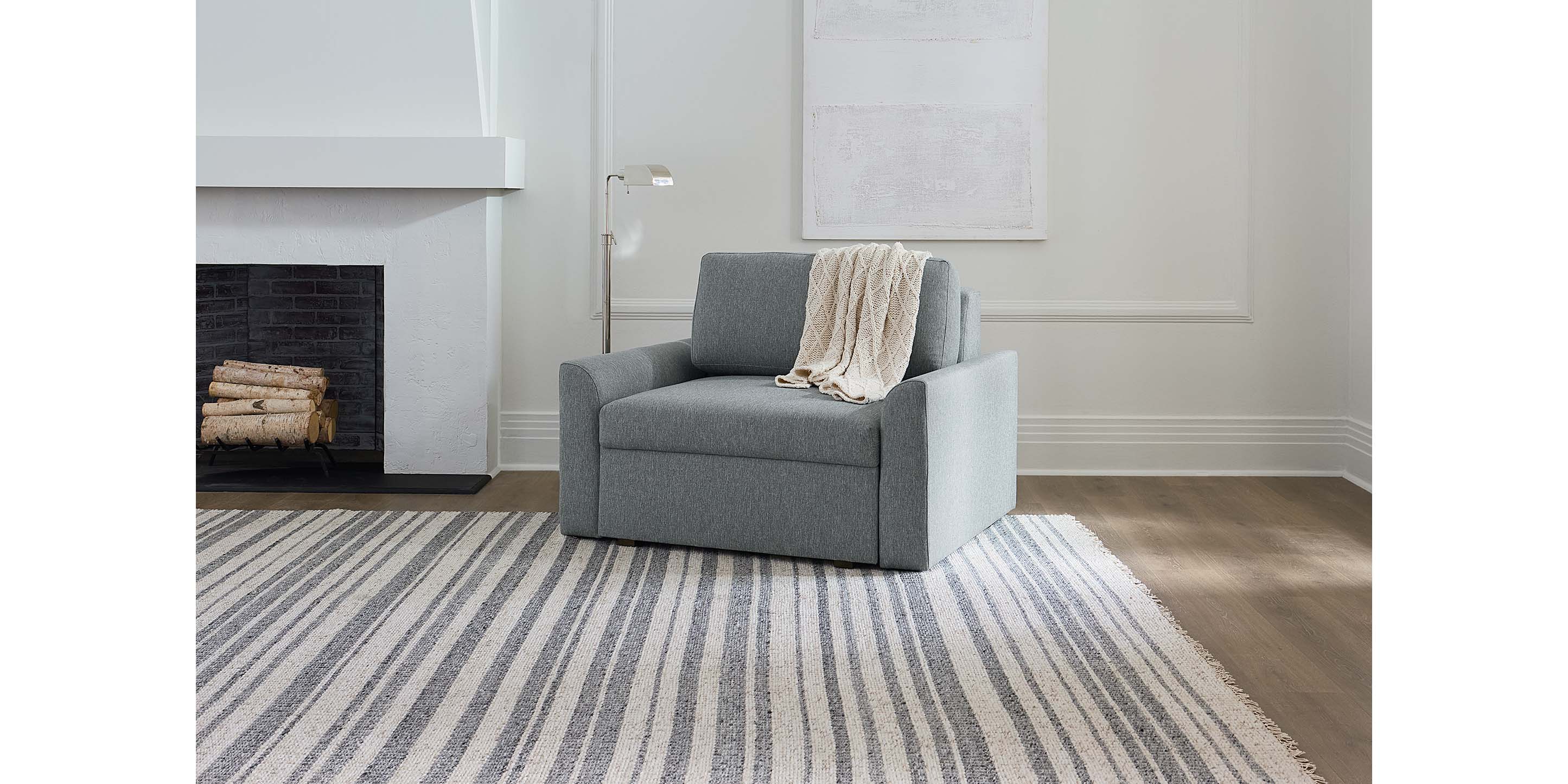 Z4 Knife Arm Twin Sleeper Chair | Bassett Furniture
