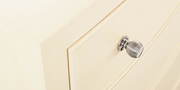 Newbury Painted 5 Drawer Chest image number 3