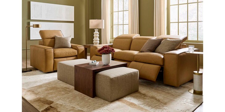 Sofa w/ Powerr image number 2