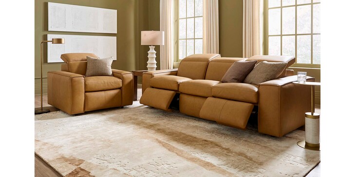 Sofa w/ Powerr image number 3