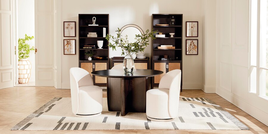 Round Dining Tables | Round Wooden Kitchen Tables | Bassett Furniture