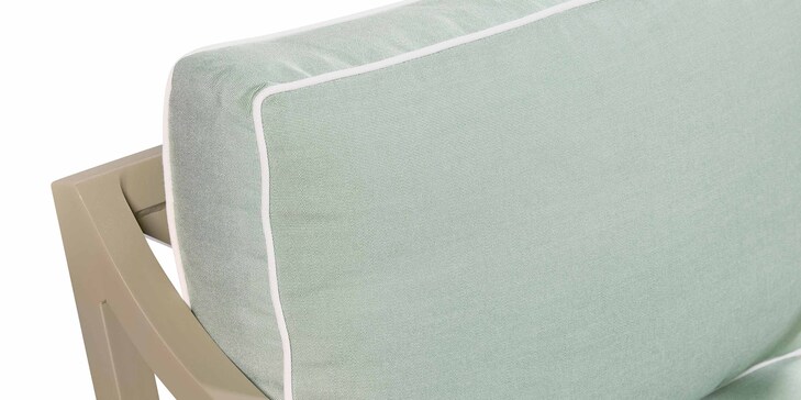 Lounge Chair image number 9