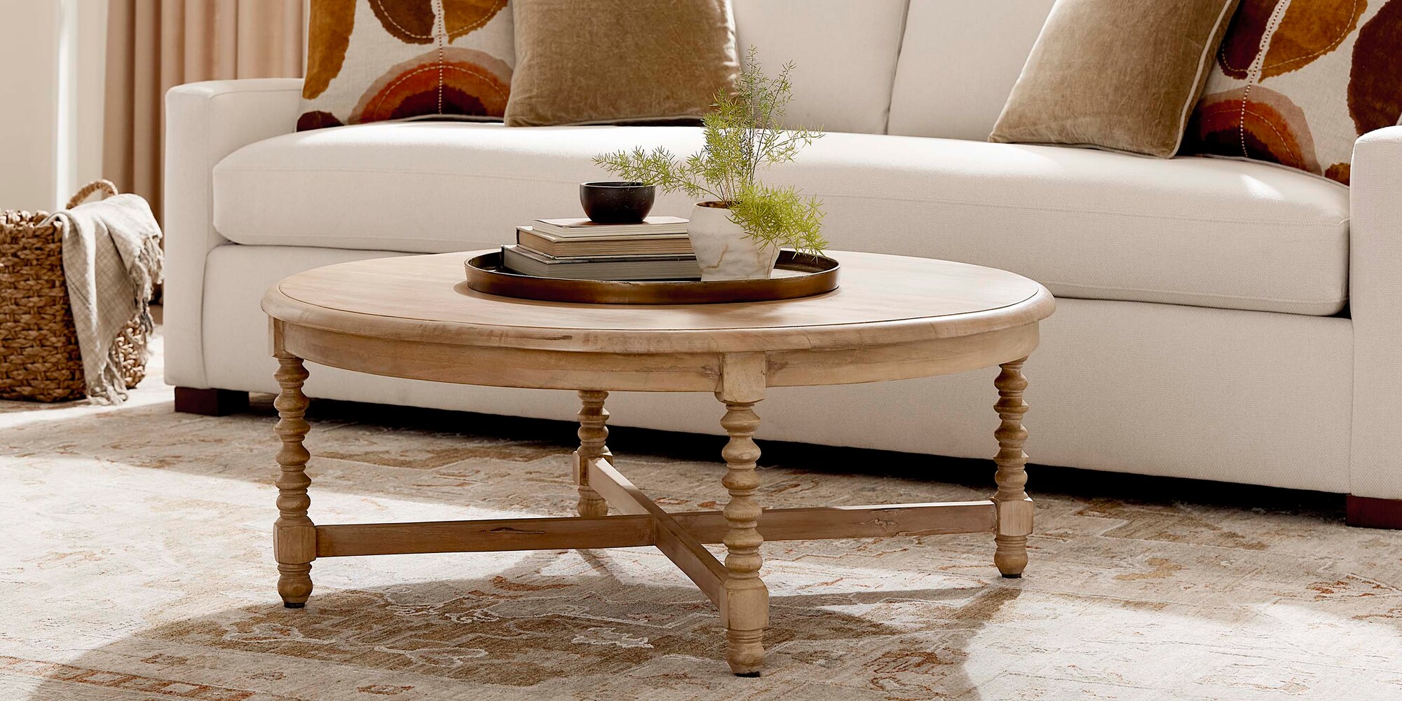 Portsmouth Round Cocktail Table | Bassett Furniture