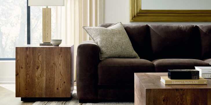 RAF Chaise Sectional image number 3