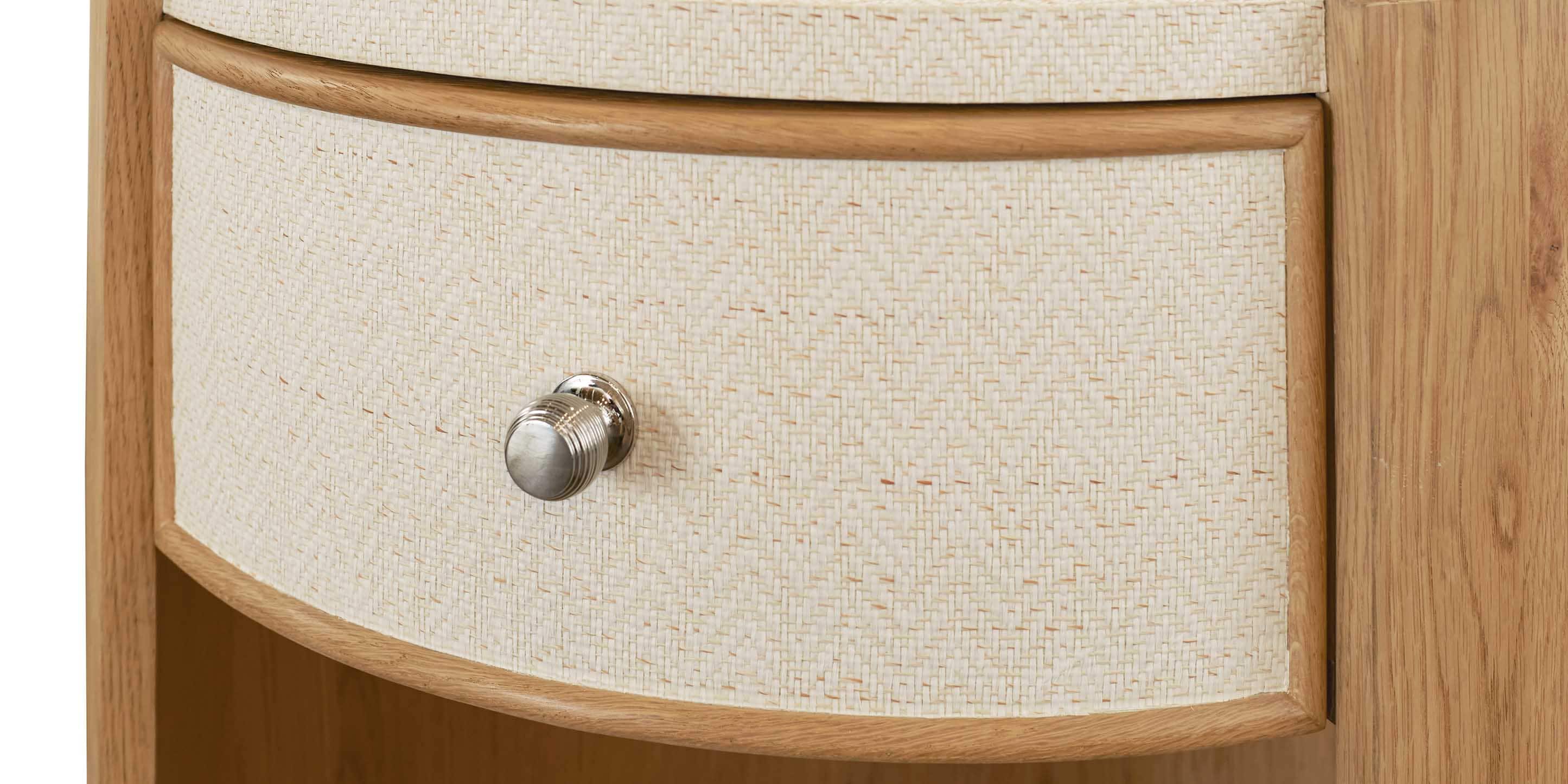 Newbury Round Open Front End Table | Bassett Furniture