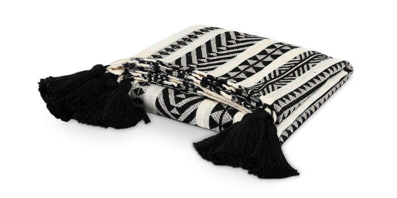 Endora Black Ivory Throw image number 0