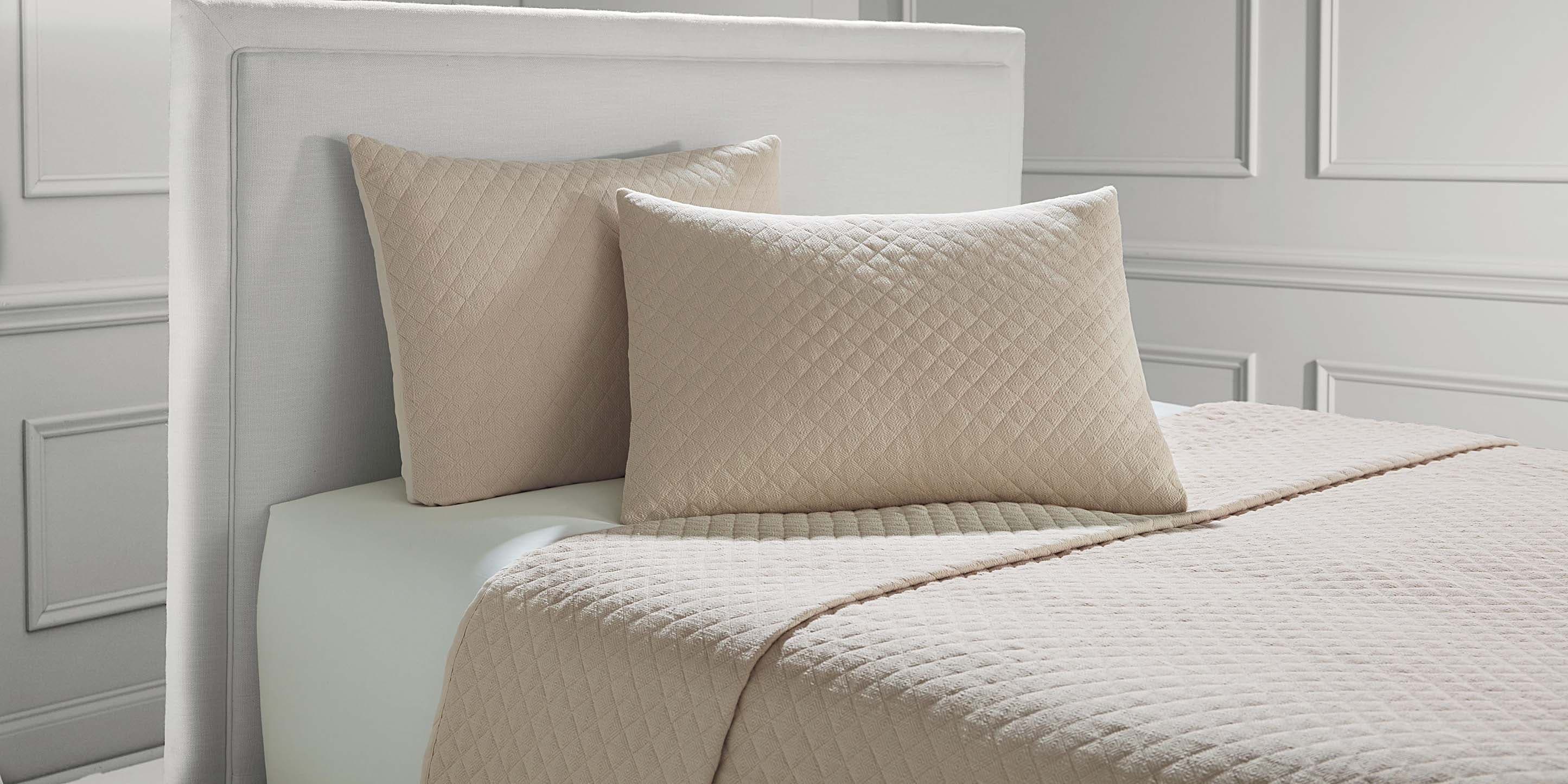 Designer Quilts and Coverlets | Bassett Furniture