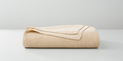 Designer Quilts and Coverlets | Bassett Furniture