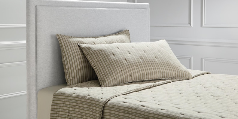 Mallory Sham, Laurel Standard image number 3