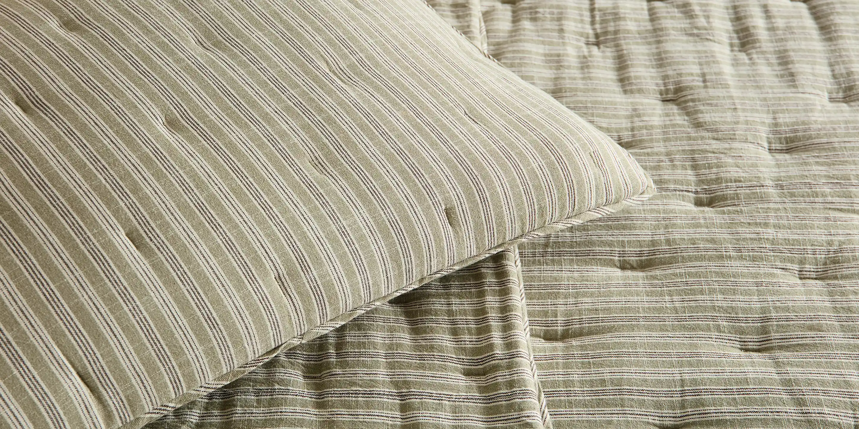 Mallory Sham, Laurel Standard