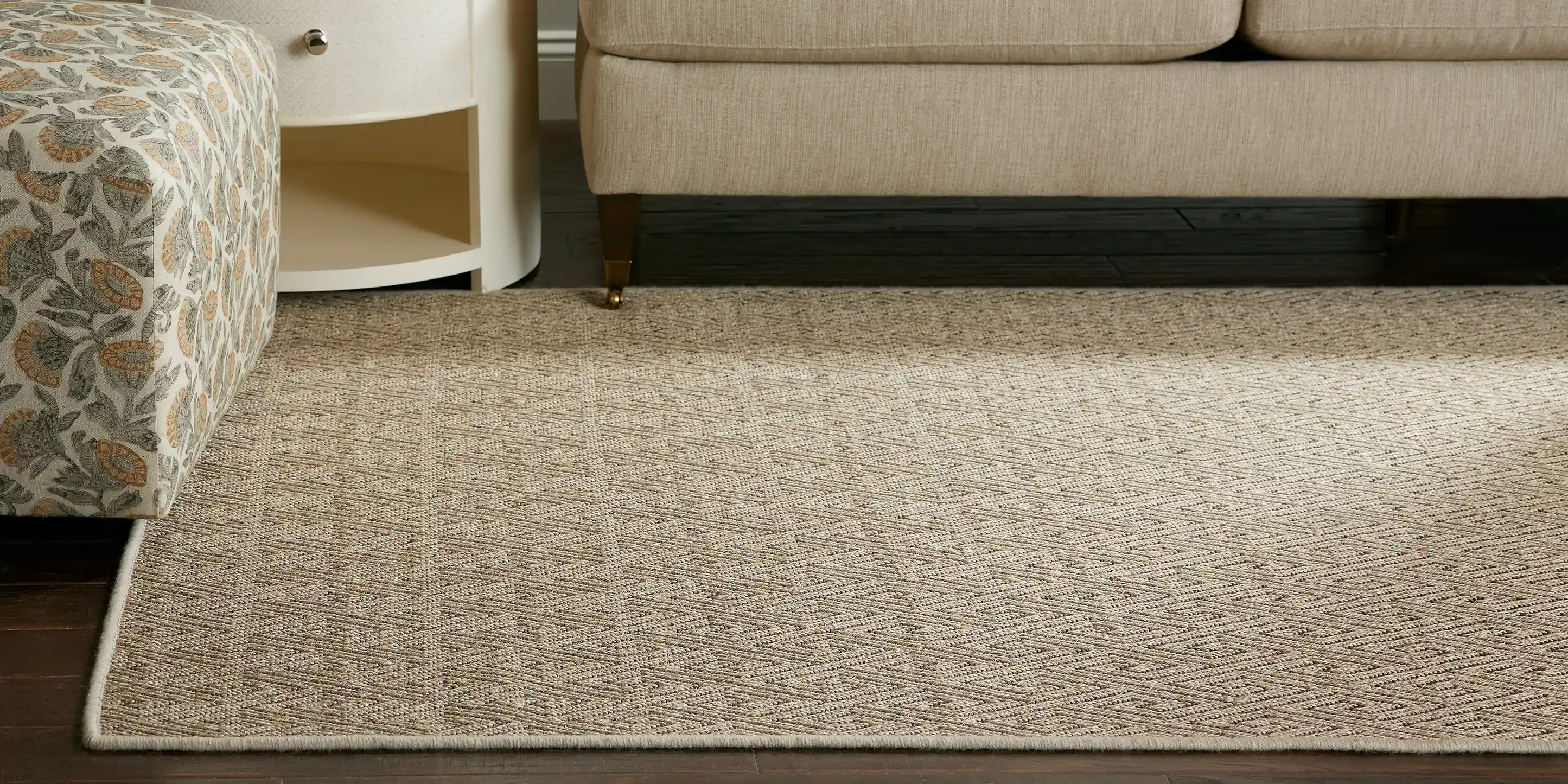 Akira Rug Collection