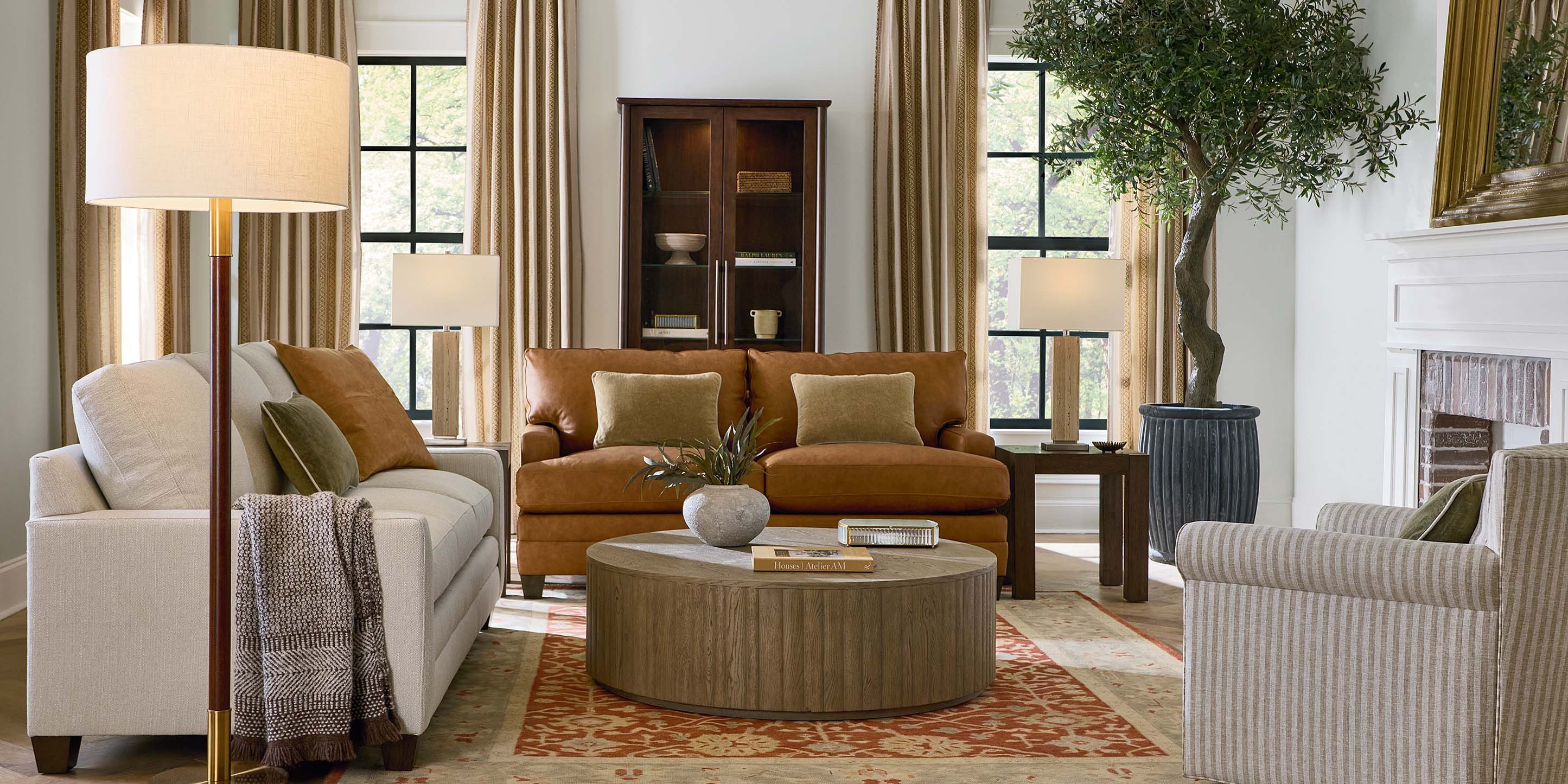 Bassett Furniture Carolina Sofa - Thumbnail 3