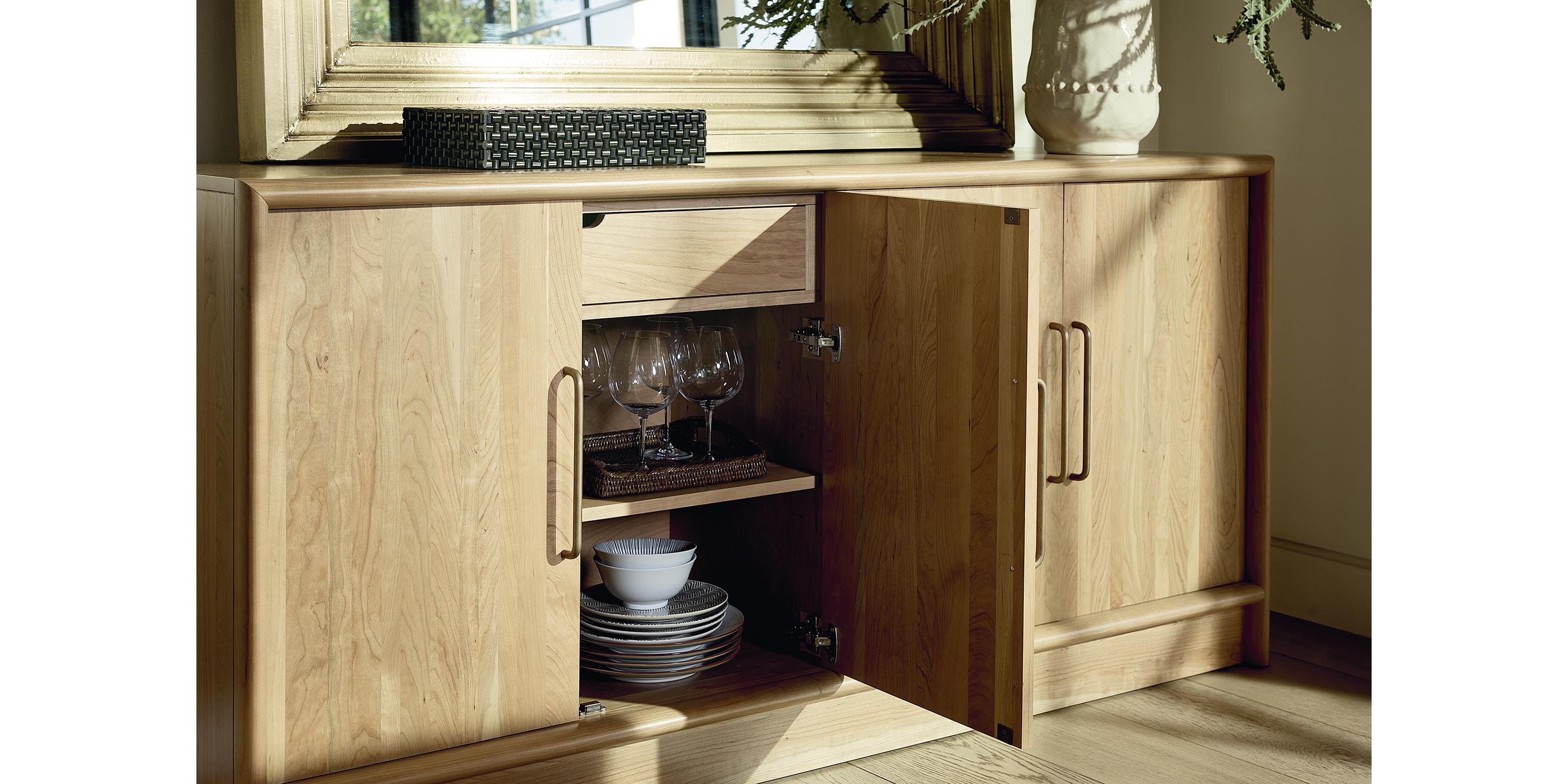 Seneca Sideboard - Thumbnail 4