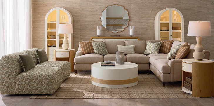 Accent Chair image number 2