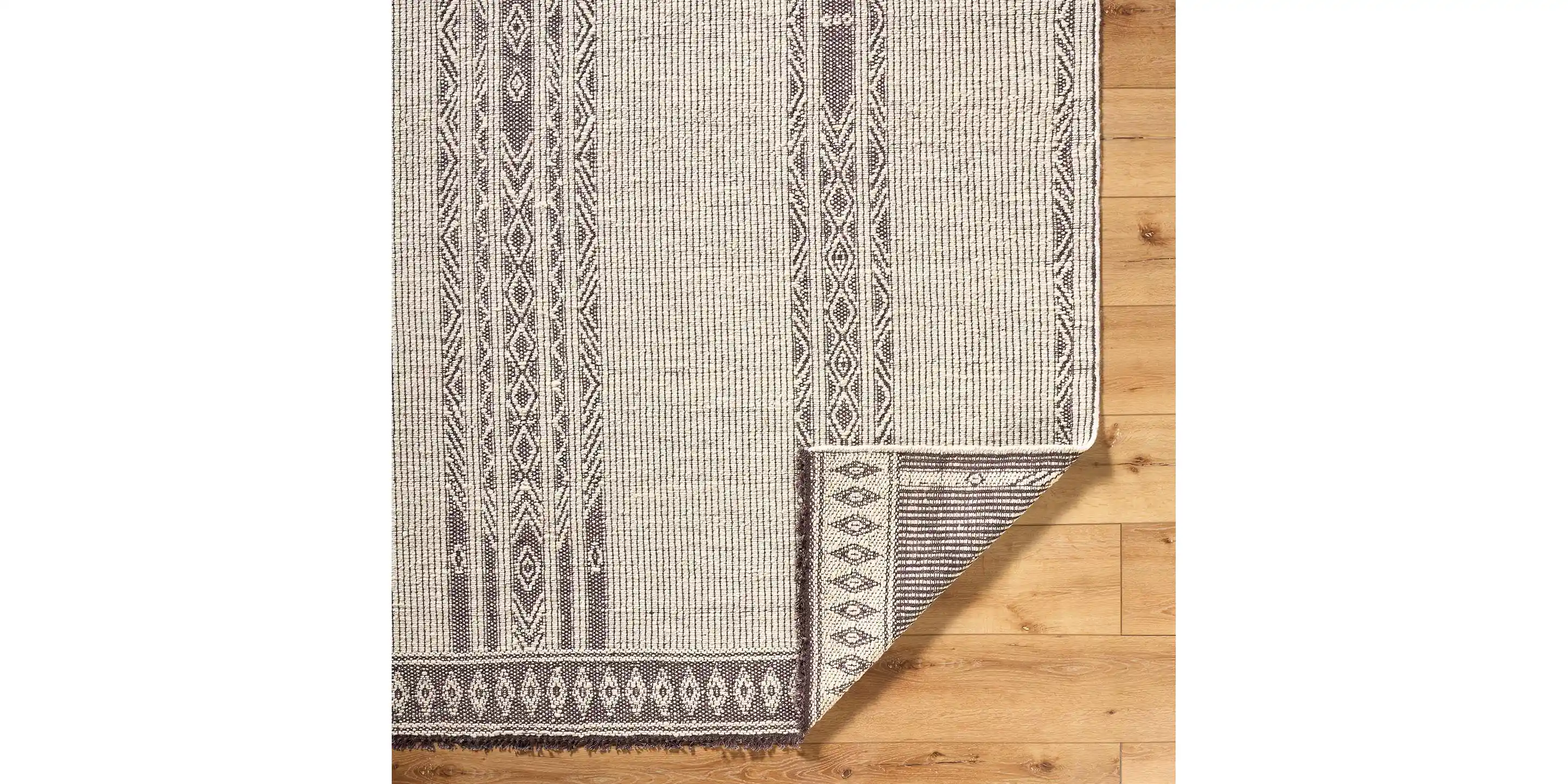 Iris B2301